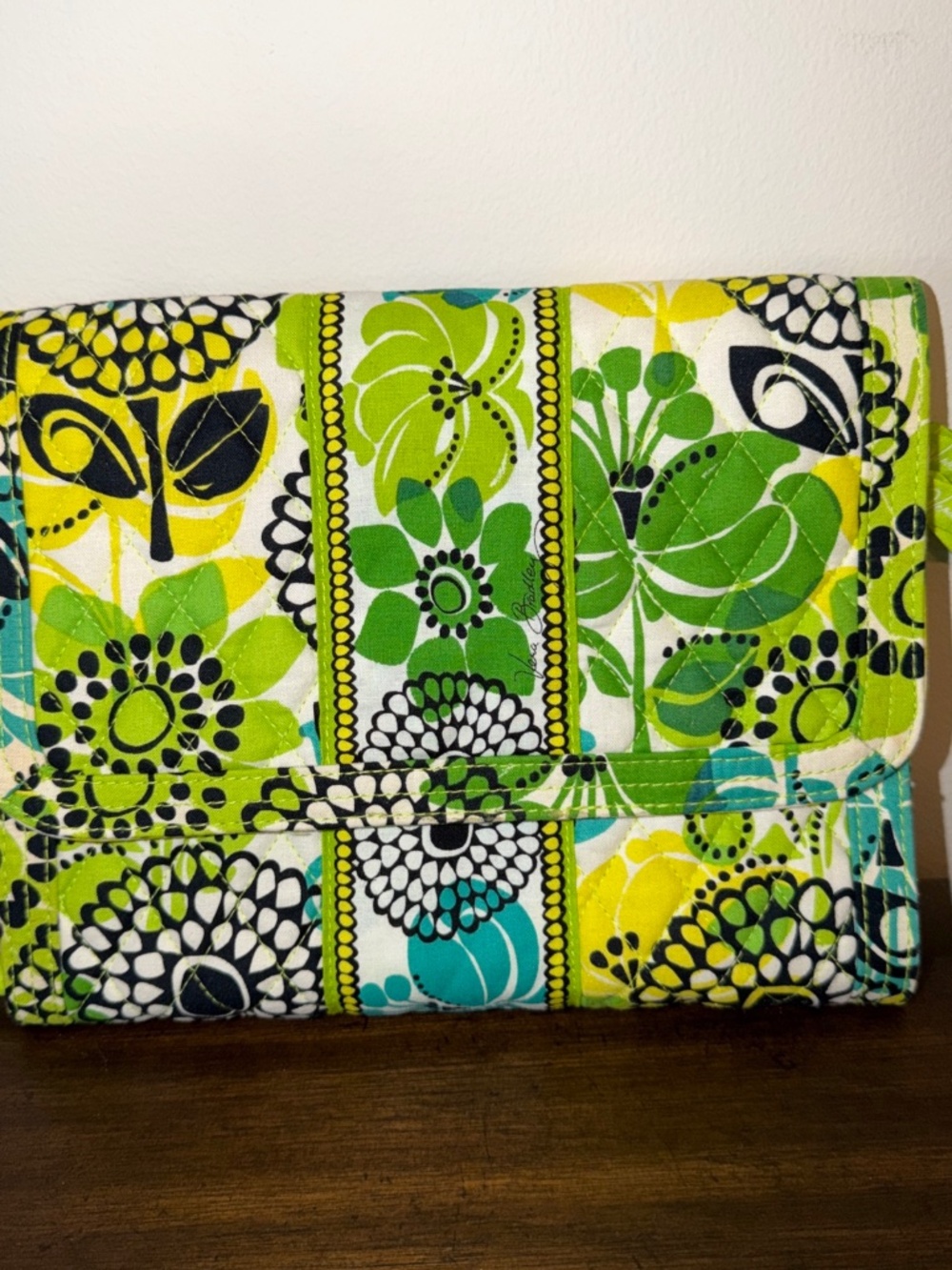 Vera Bradley Limes Up Green and Blue Jewelry Folio 10x8 Travel Floral Quilted